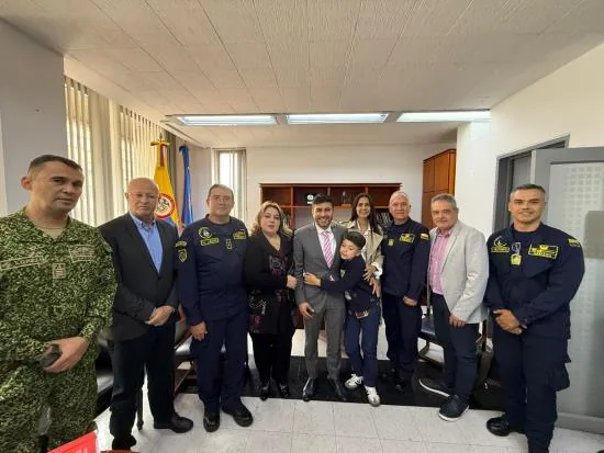 Encuentro con la Armada Nacional, el Instituto de Derecho Marítimo y la Universidad de Medellín